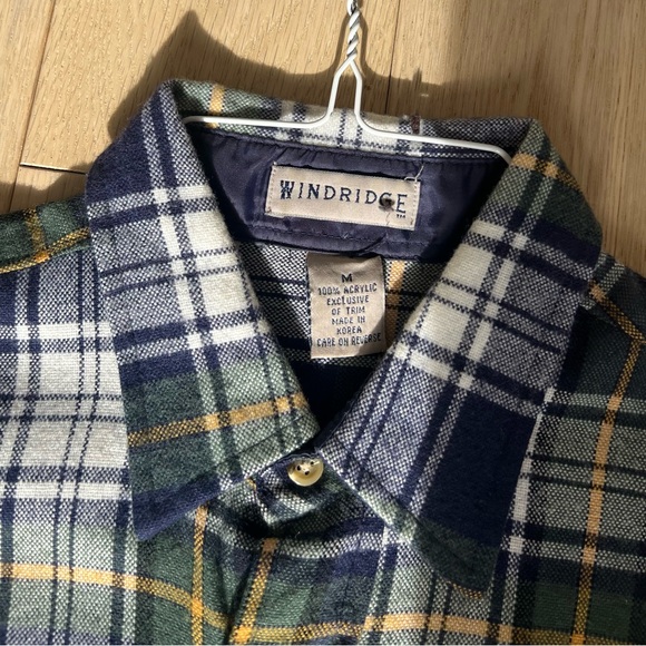 Windridge Flannel Shirt (Medium) - Picture 3 of 3